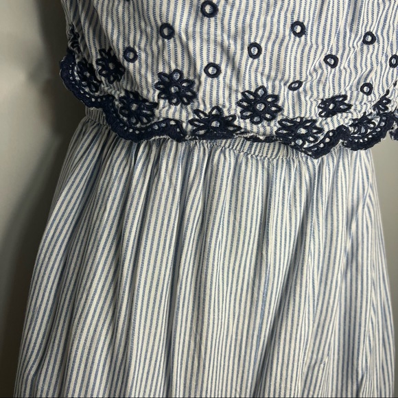 Jessica Simpson strapless blue stripe jumpsuit - Picture 2 of 10